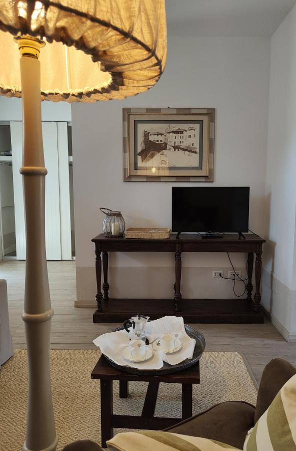 Il Cortiletto - Suites & Apartments Pistoia Ngoại thất bức ảnh